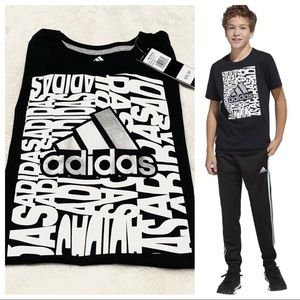 🆕Boys ADIDAS Black Crew Neck Short Sleeve Graphic T-Shirt